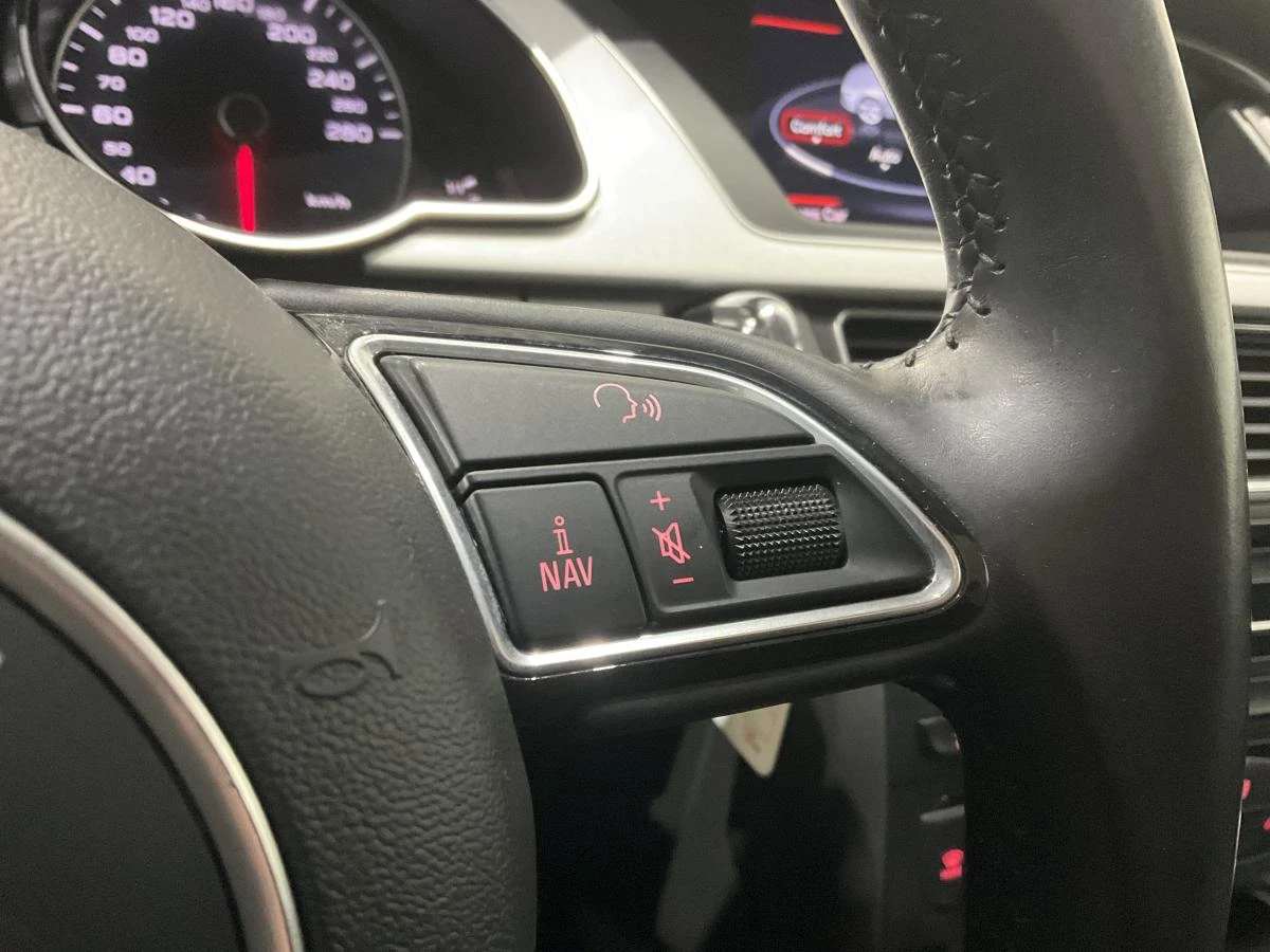 Audi A5 quattro * Komfort * АвтоКредит * (ЦЕНА ДО БГ), снимка 17 - Автомобили и джипове - 54901573