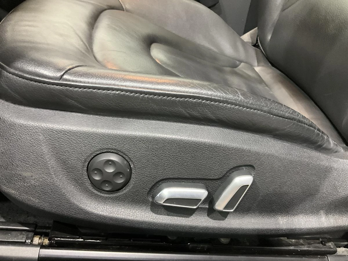 Audi A5 quattro * Komfort * АвтоКредит * (ЦЕНА ДО БГ), снимка 16 - Автомобили и джипове - 54901573