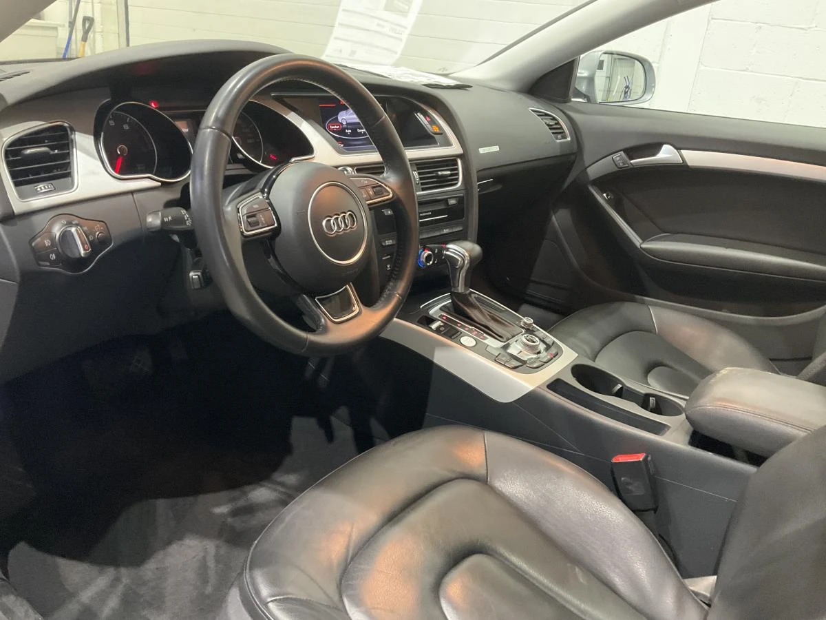 Audi A5 quattro * Komfort * АвтоКредит * (ЦЕНА ДО БГ), снимка 6 - Автомобили и джипове - 54901573