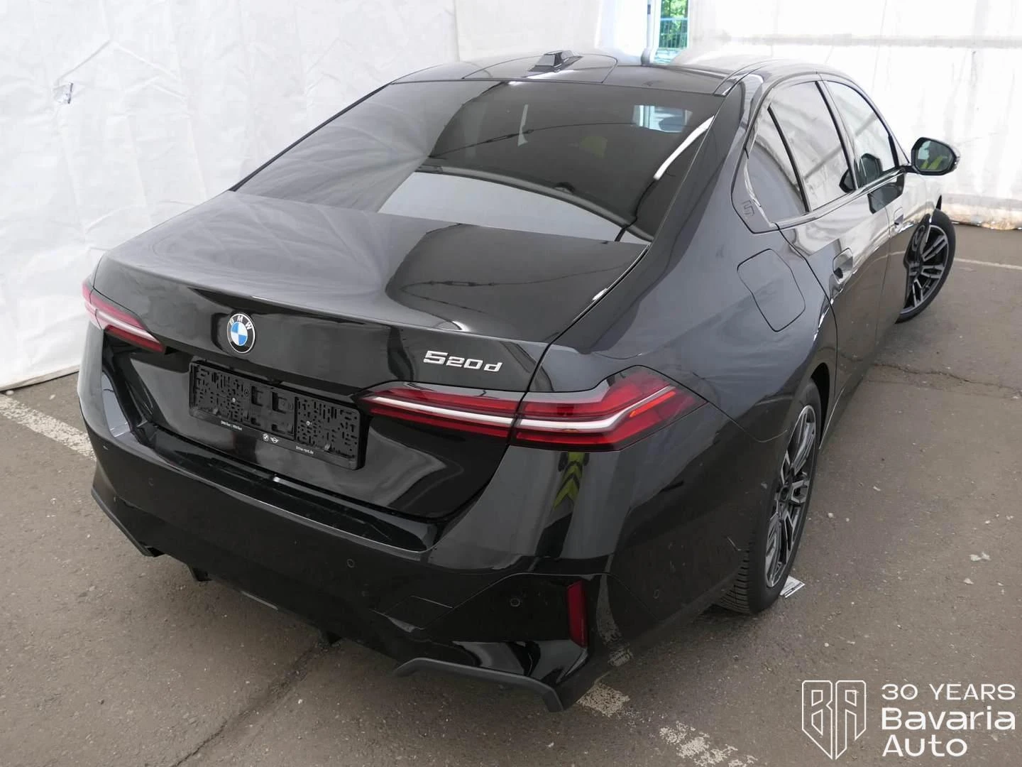 BMW 520 d M Sport Paket Steptronic, снимка 3 - Автомобили и джипове - 54970070