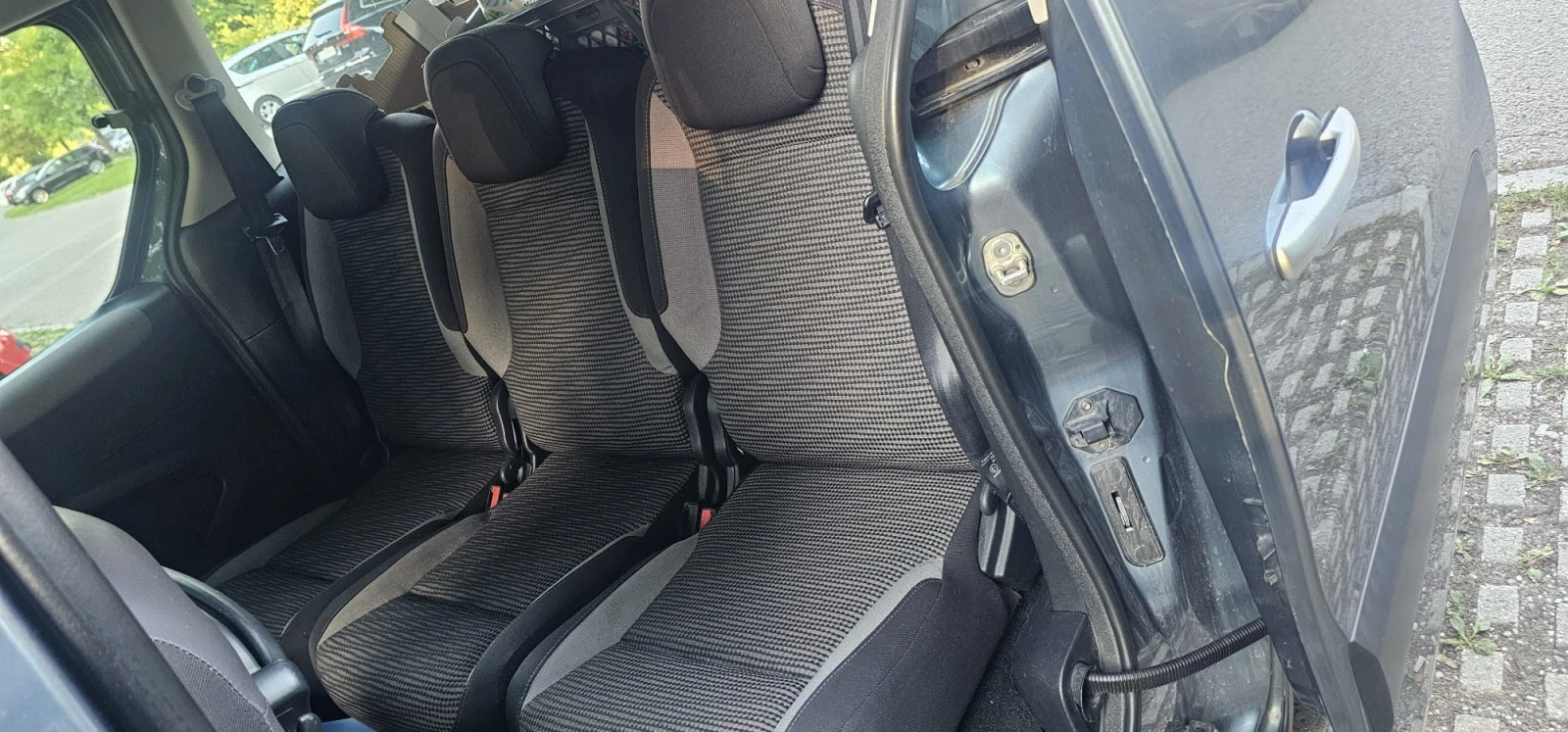 Peugeot Partner 1.6HDI 110kc, снимка 4 - Автомобили и джипове - 55016295