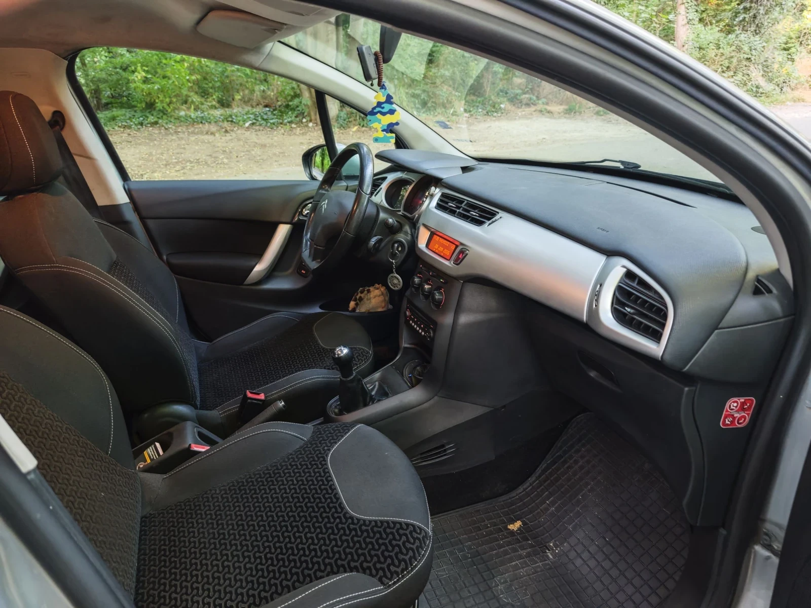 Citroen C3 1.4, снимка 7 - Автомобили и джипове - 55104516
