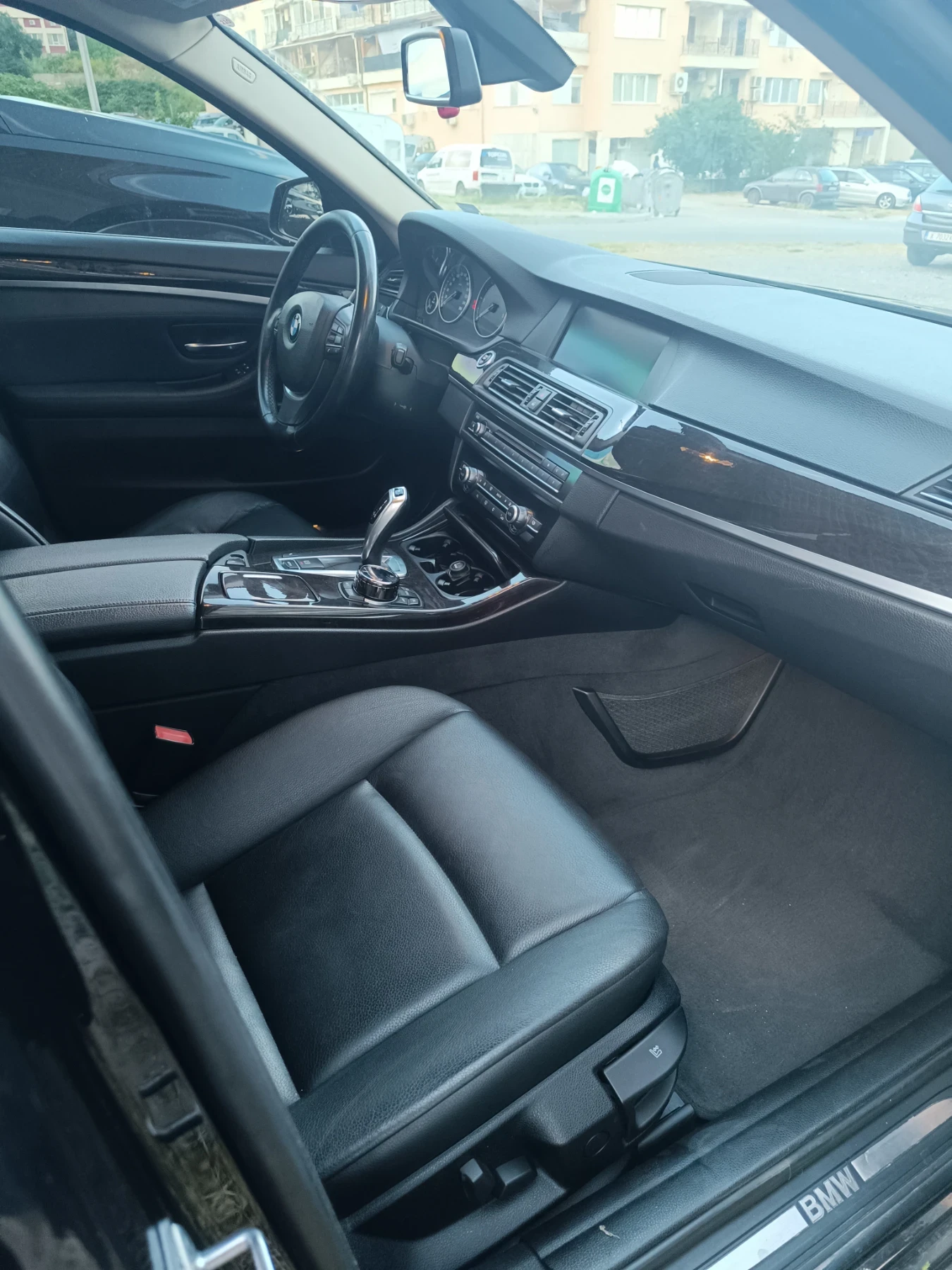 BMW 530 3.0 245 кс. Перфектен, снимка 7 - Автомобили и джипове - 55190094