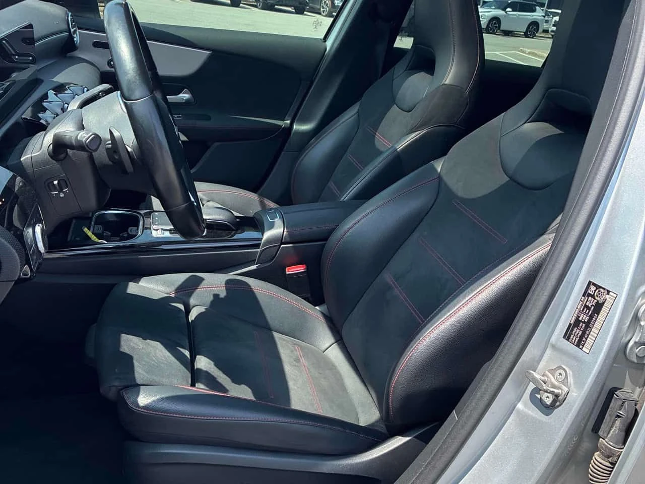 Mercedes-Benz A 250 * АВТОКРЕДИТ БЕЗ ПЪРВОНАЧАЛНА ВНОСКА* , снимка 13 - Автомобили и джипове - 55247692