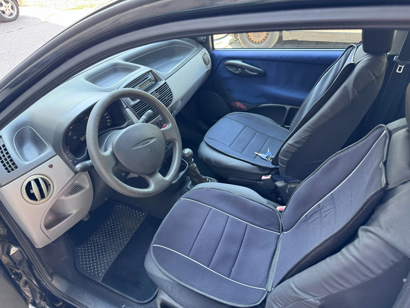 Fiat Punto, снимка 14 - Автомобили и джипове - 55332392