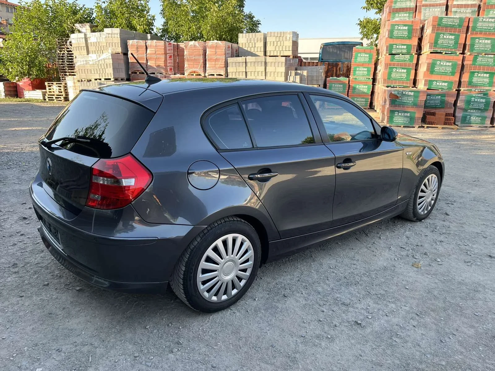 BMW 118 2.0 d, снимка 6 - Автомобили и джипове - 55458604