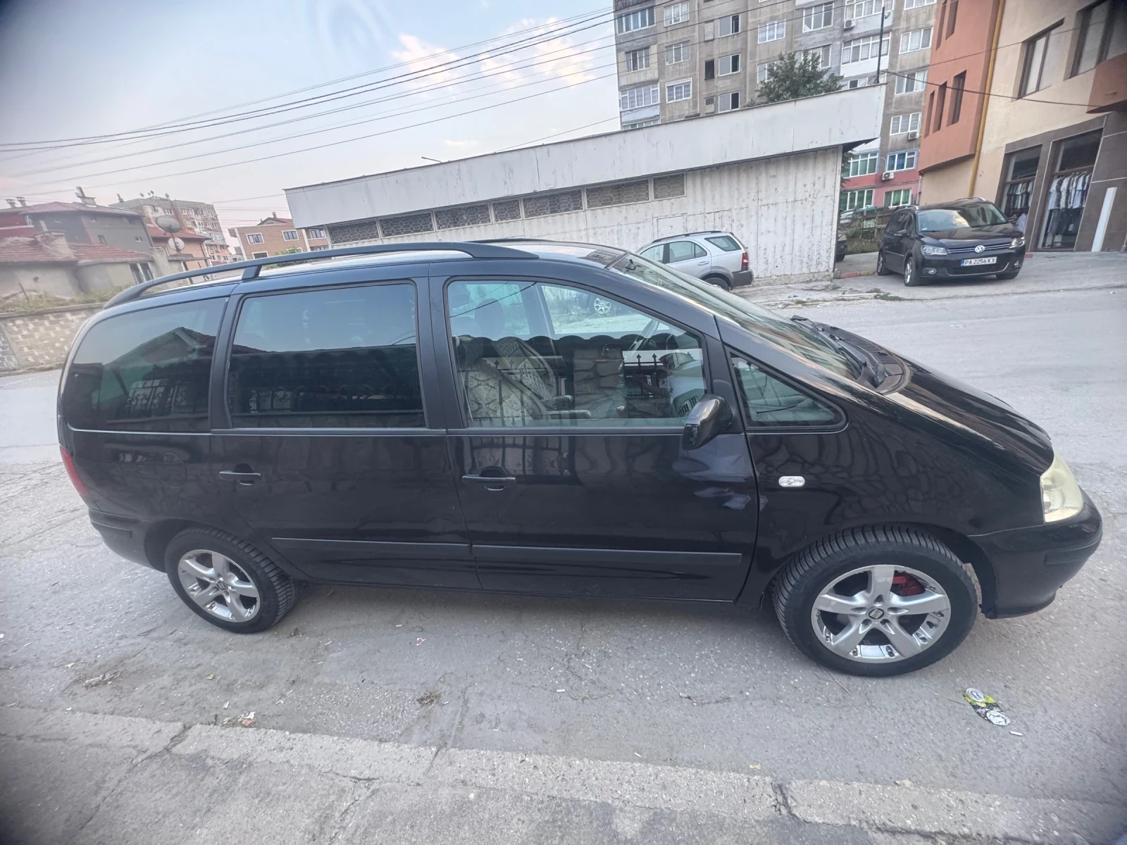 Seat Alhambra, снимка 4 - Автомобили и джипове - 55724653