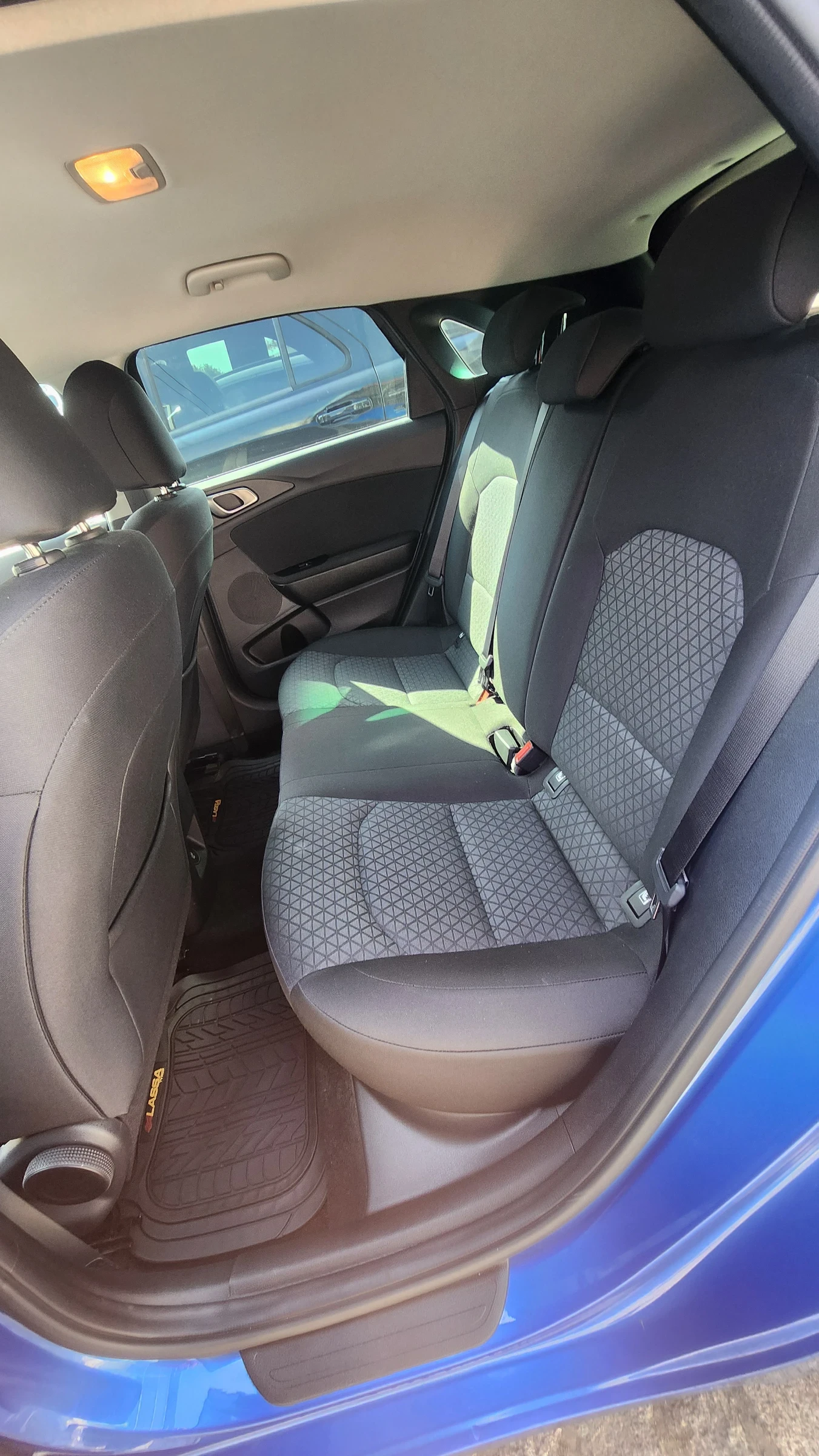 Kia Ceed, снимка 10 - Автомобили и джипове - 55936351