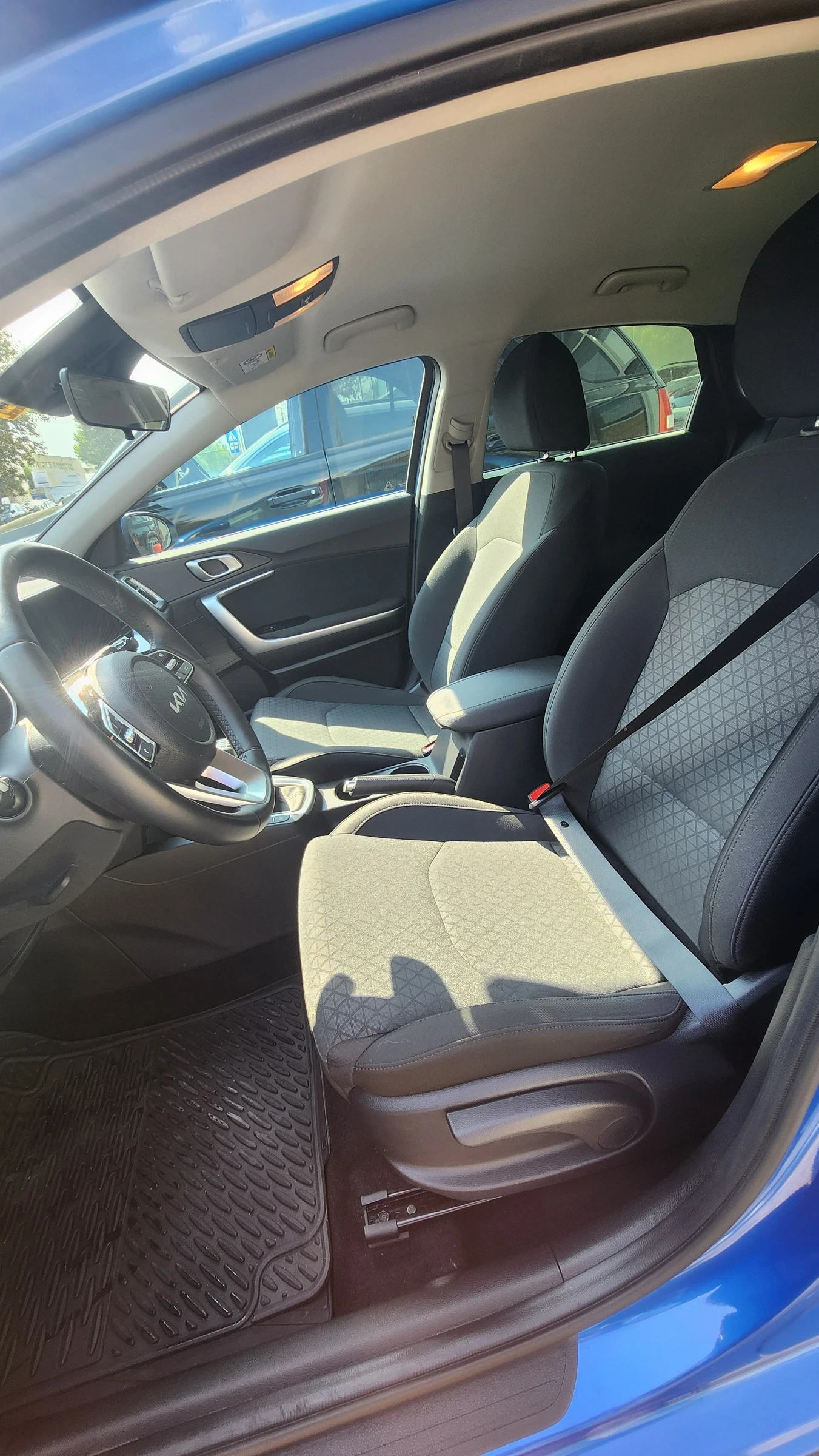 Kia Ceed, снимка 9 - Автомобили и джипове - 55936351