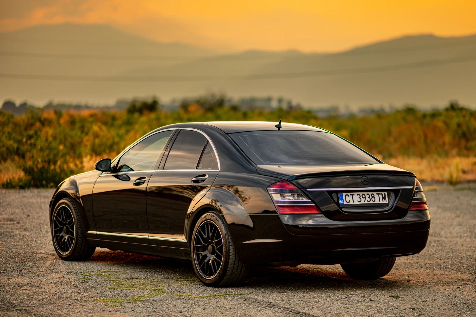 Mercedes-Benz S 320, снимка 5 - Автомобили и джипове - 56141903
