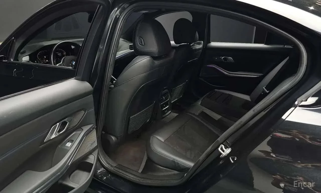 BMW 320, снимка 13 - Автомобили и джипове - 56688677