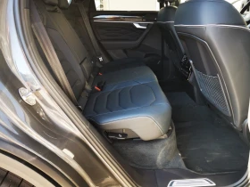 VW Touareg Elegance PA 3.0 V6 TDI SCR 4MOT - 155000 лв. / 79250.24 € - 12668013 8