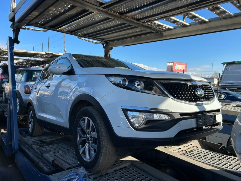 Kia Sportage, снимка 2 - Автомобили и джипове - 48565173