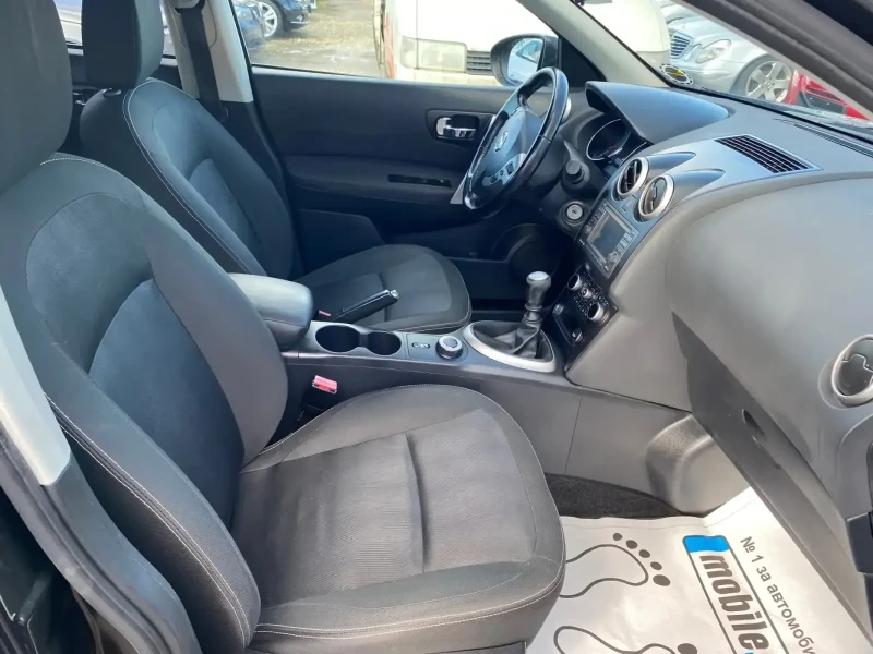 Nissan Qashqai 1.6DCI 4X4 NTEC NAVIGATION  PANORAMA 360 KAMERA, снимка 10 - Автомобили и джипове - 48667134