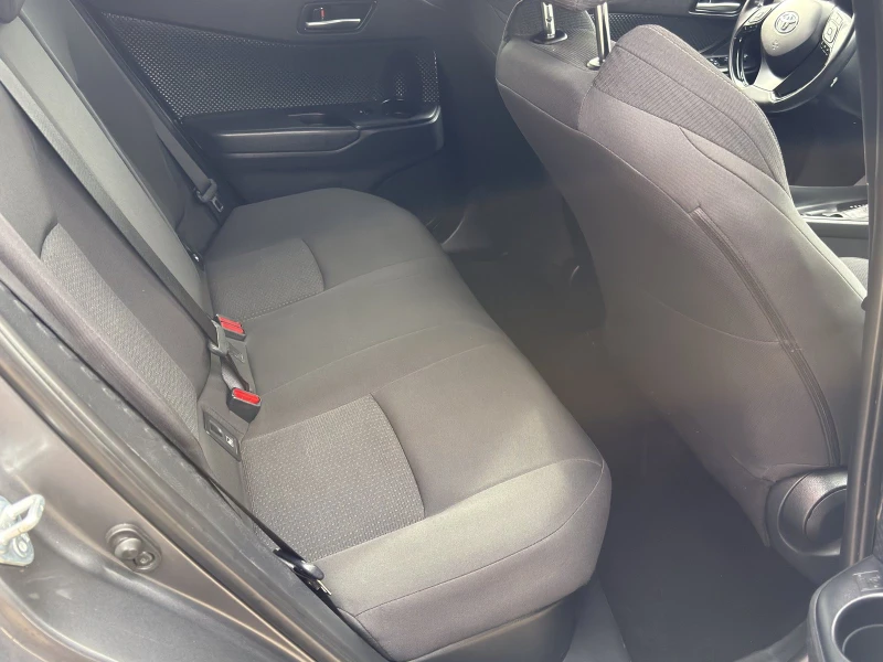 Toyota C-HR 1.8 HYBRiD &#39;&#39;TOP&#39;&#39;ПРОДАДЕНО, снимка 11 - Автомобили и джипове - 52569831