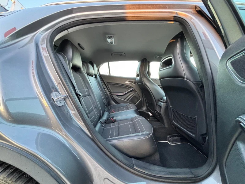 Mercedes-Benz GLA 200 2.2CDI/ЕВРО 6 /ПАРКТРОНИК, снимка 7 - Автомобили и джипове - 52704782