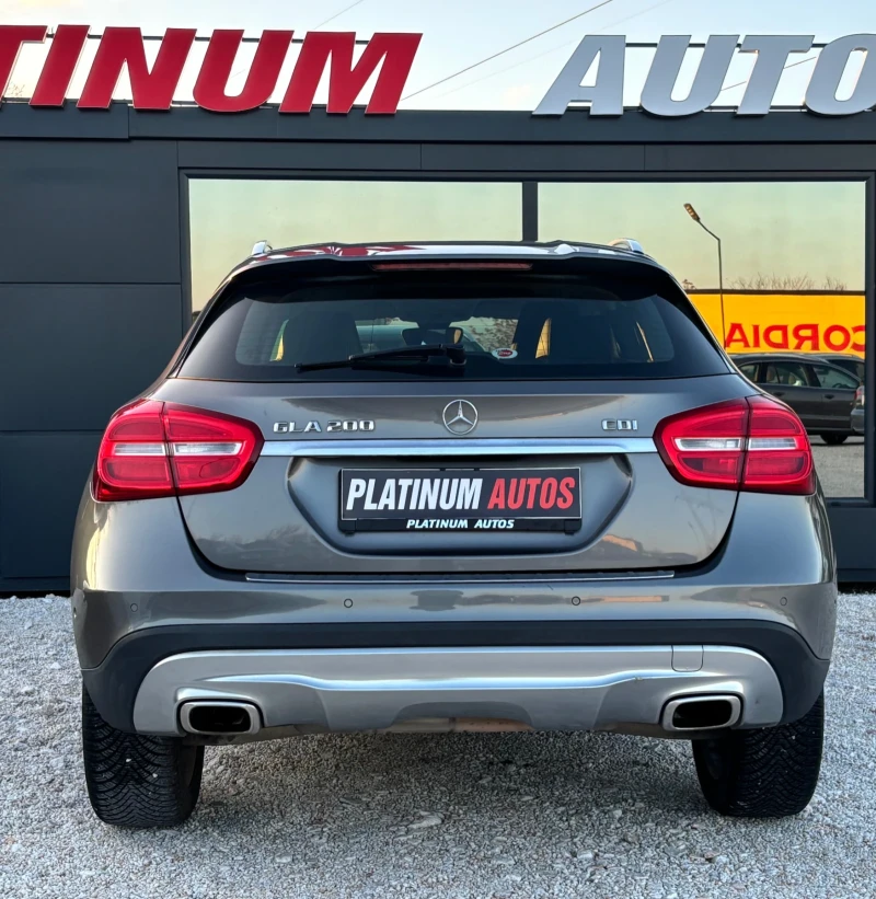 Mercedes-Benz GLA 200 2.2CDI/ЕВРО 6 /ПАРКТРОНИК, снимка 10 - Автомобили и джипове - 52704782