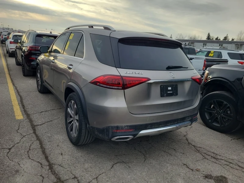 Mercedes-Benz GLE * 350 * CARFAX * БЕЗ ПЪРВОНАЧАЛНА ВНОСКА, снимка 4 - Автомобили и джипове - 52929753