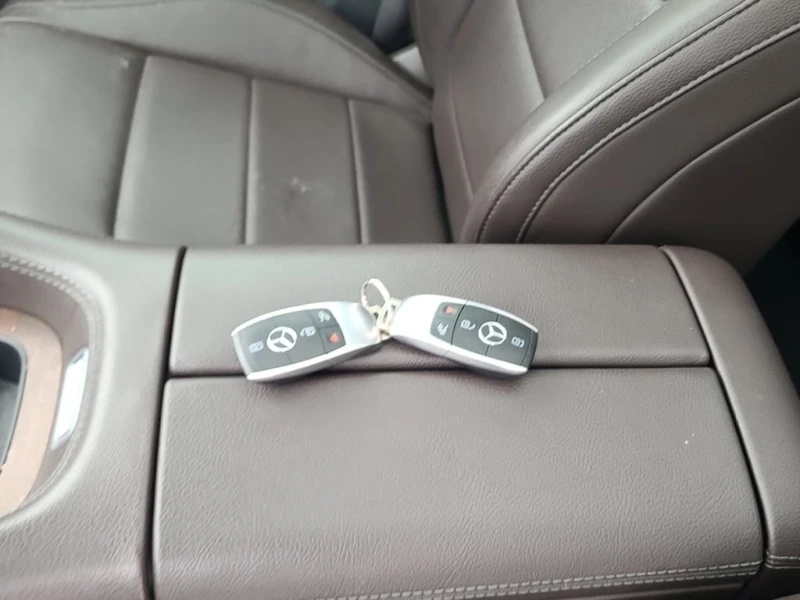 Mercedes-Benz GLE * 350 * CARFAX * БЕЗ ПЪРВОНАЧАЛНА ВНОСКА, снимка 8 - Автомобили и джипове - 52929753