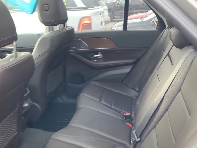 Mercedes-Benz GLE * 350 * CARFAX * БЕЗ ПЪРВОНАЧАЛНА ВНОСКА, снимка 13 - Автомобили и джипове - 52929753