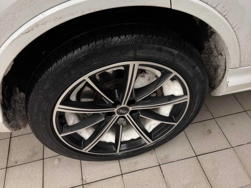 Audi Q7 * Progressiv * CARFAX * БЕЗ ПЪРВОНАЧАЛНА ВНОСКА, снимка 7 - Автомобили и джипове - 53116610