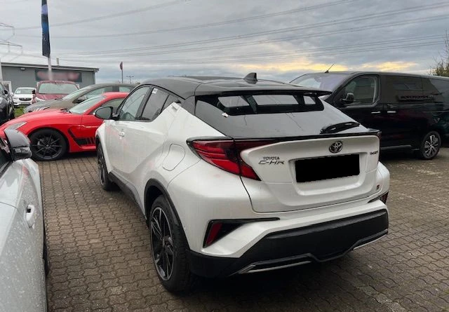 Toyota C-HR 2.0 Hybrid = GT Sport= Гаранция - изображение 3