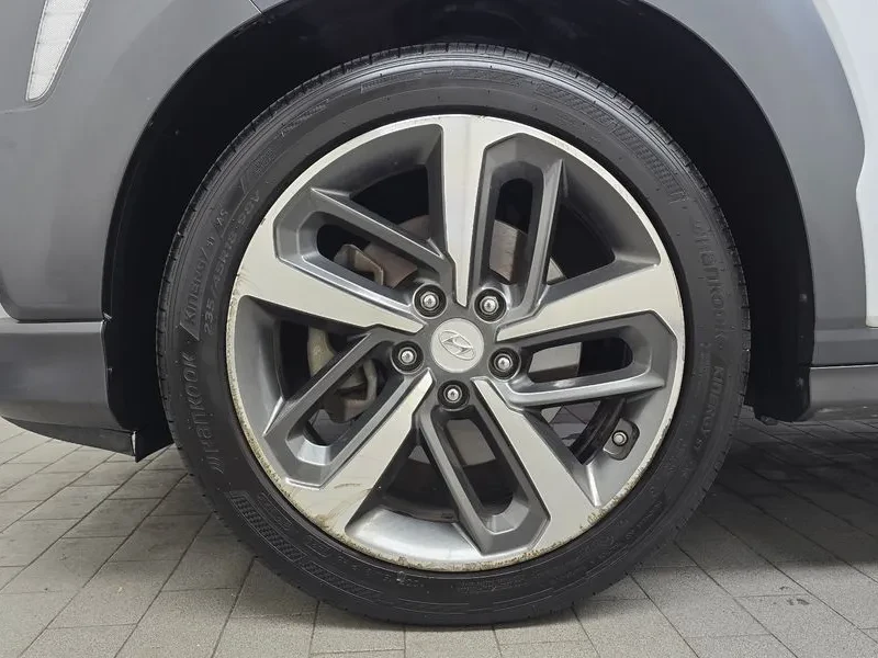Hyundai Kona 1.6 Turbo 4Wd Modern Art, снимка 5 - Автомобили и джипове - 54998394