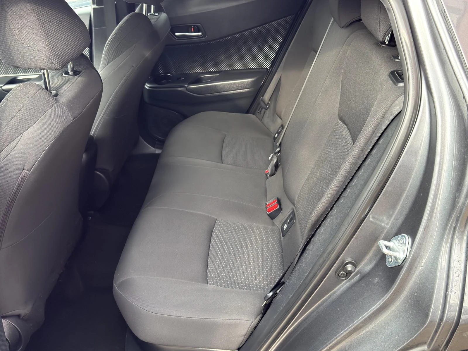 Toyota C-HR 1.8 HYBRiD ''TOP'' - изображение 9