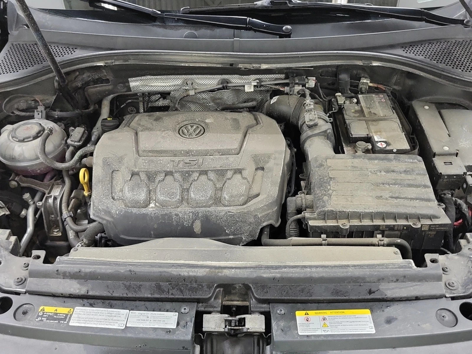 VW Tiguan * * R-LINE BLACK EDITION* * CARFAX* *  | Mobile.bg � ����������� 15