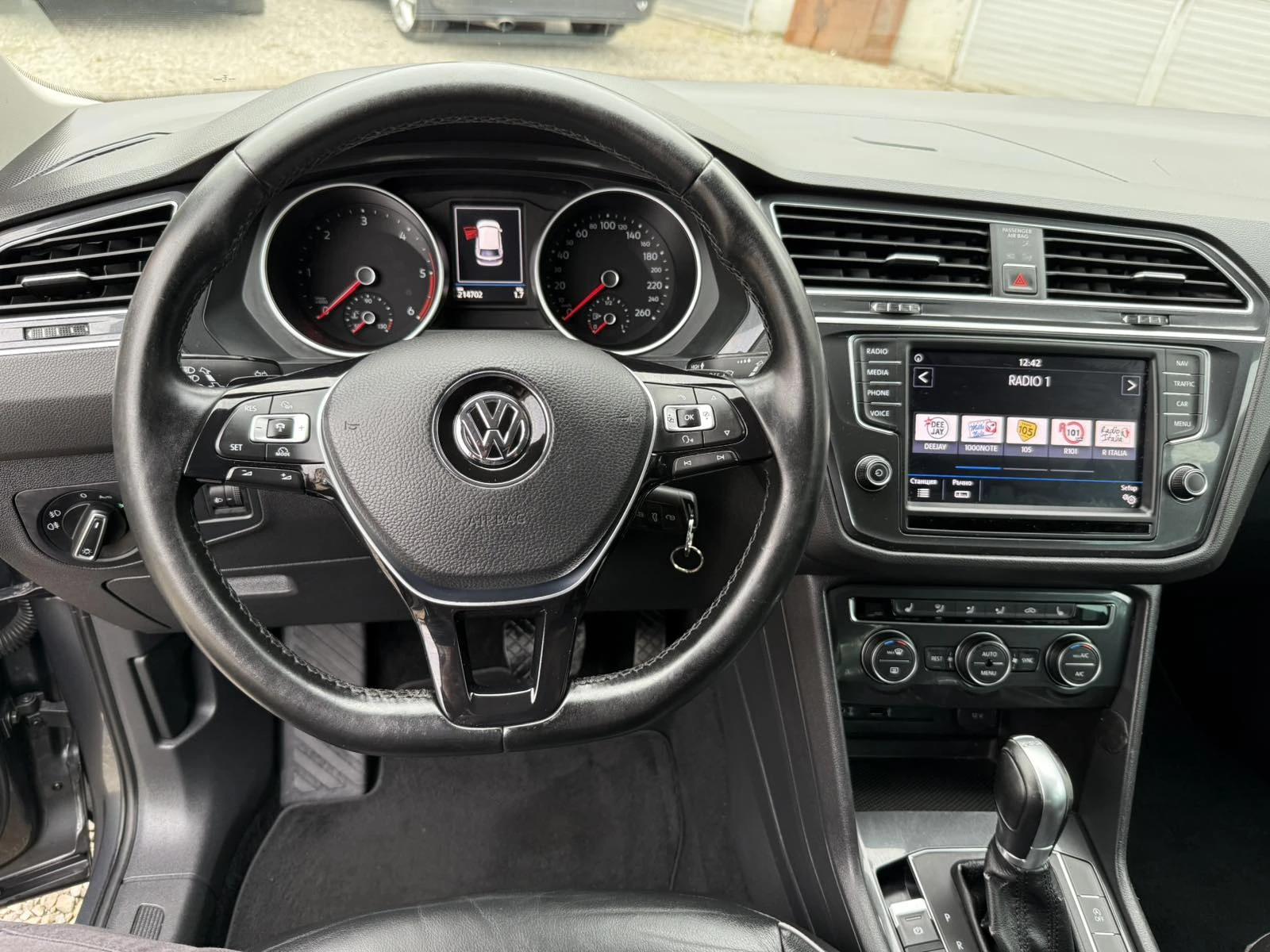 VW Tiguan 2.0TDi-4Motion - изображение 8