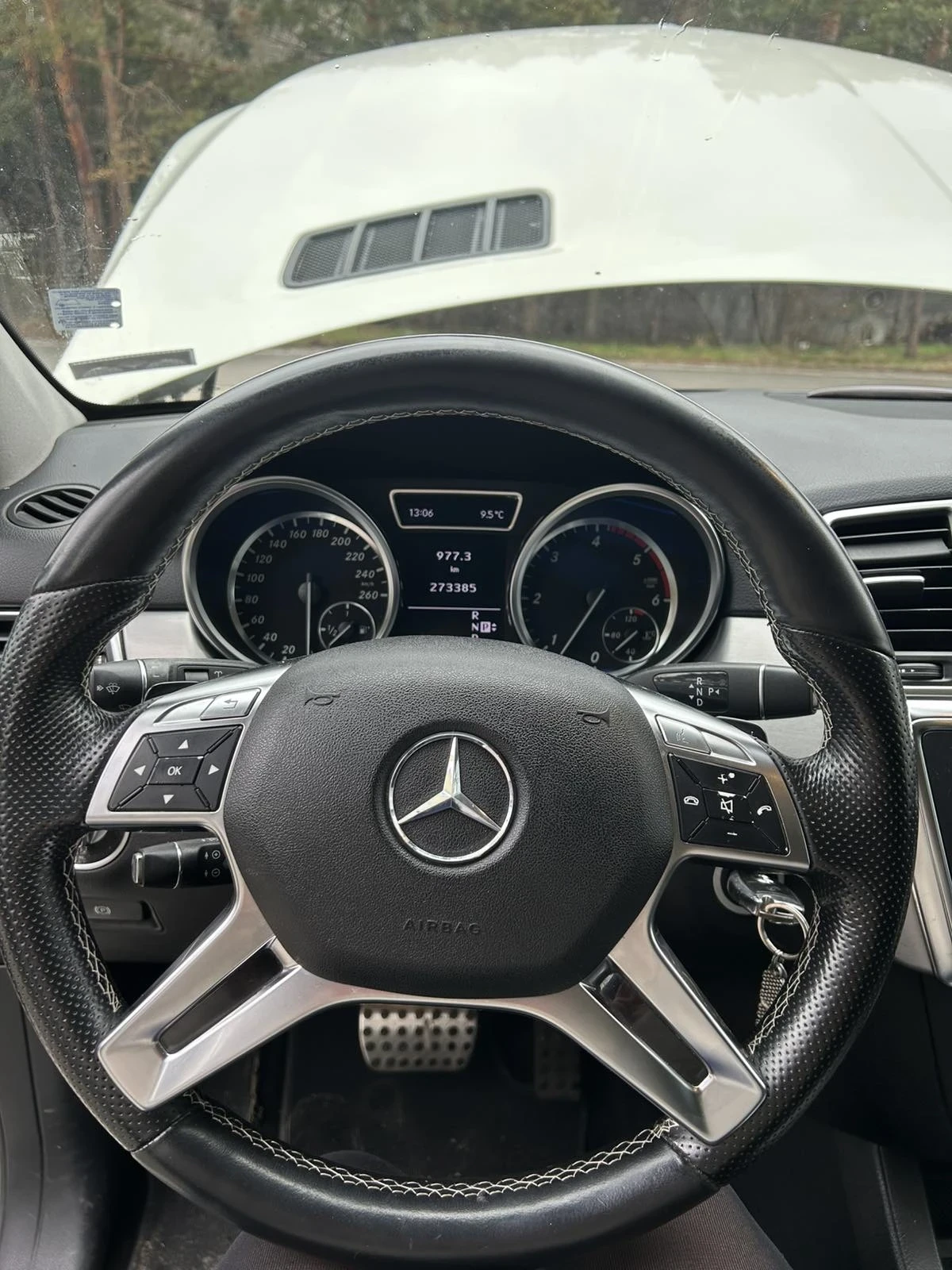 Mercedes-Benz ML 350, снимка 9 - Автомобили и джипове - 53754136