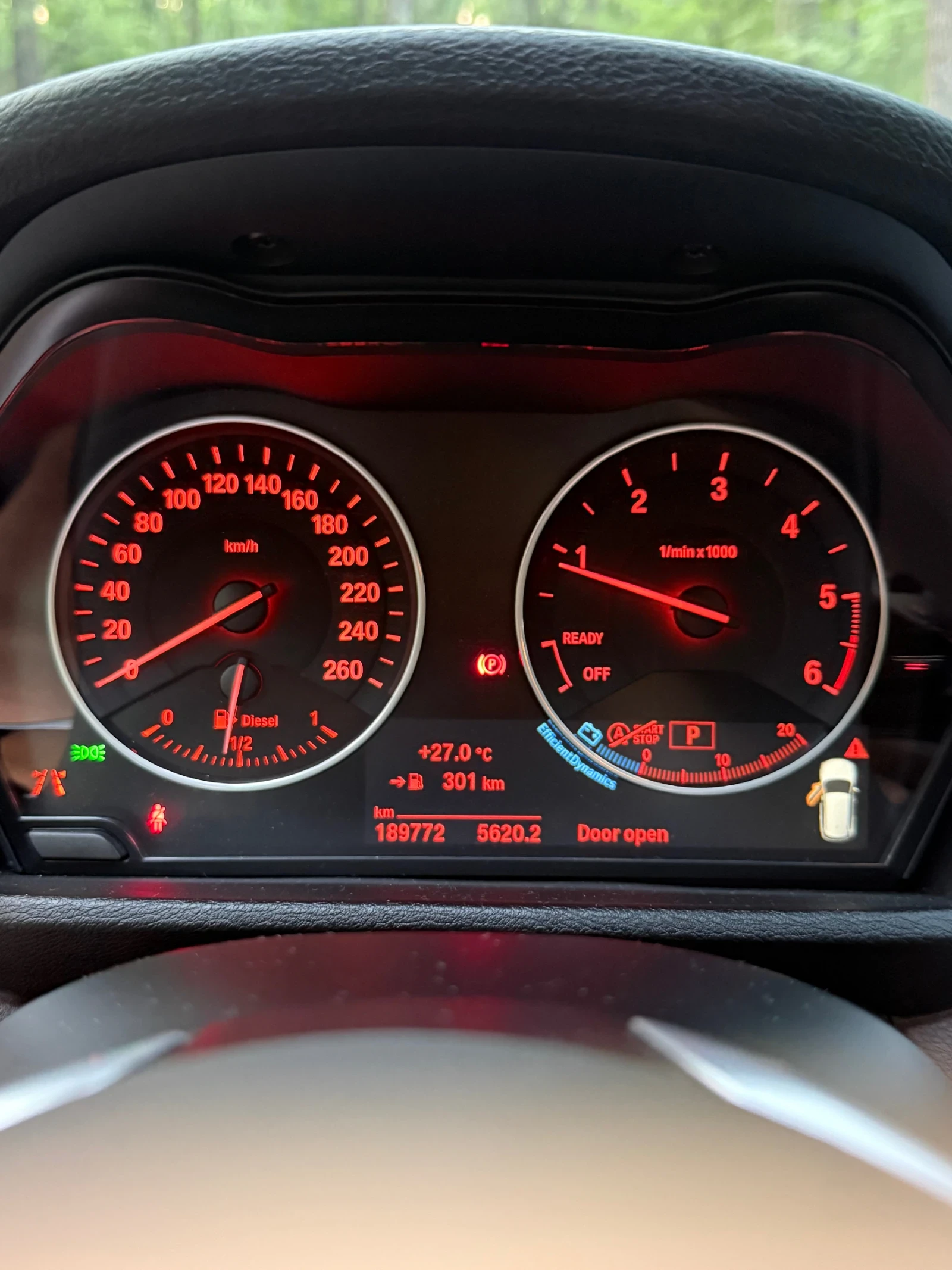 BMW X1 25d xDrive* HUD* Driving Assistant + * LED* Camera, снимка 14 - Автомобили и джипове - 55067853
