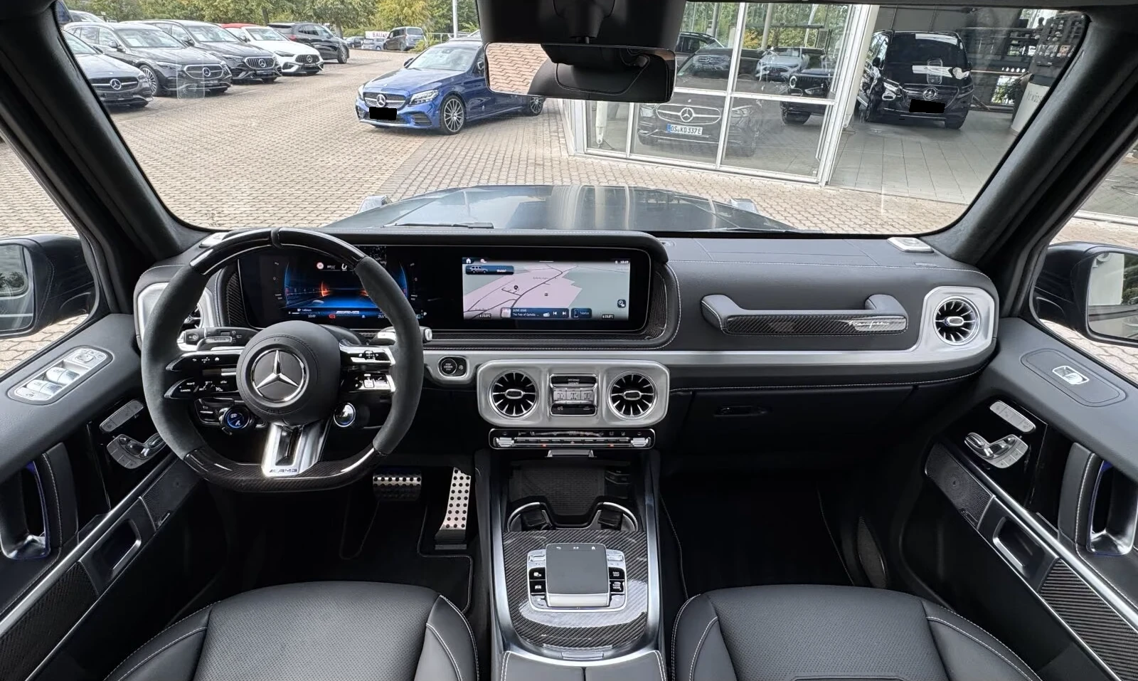 Mercedes-Benz G 63 AMG FACE* KEYLESS* MAGNO* CARBON* DISTR* BURM* 360CAM*, снимка 12 - Автомобили и джипове - 55638743