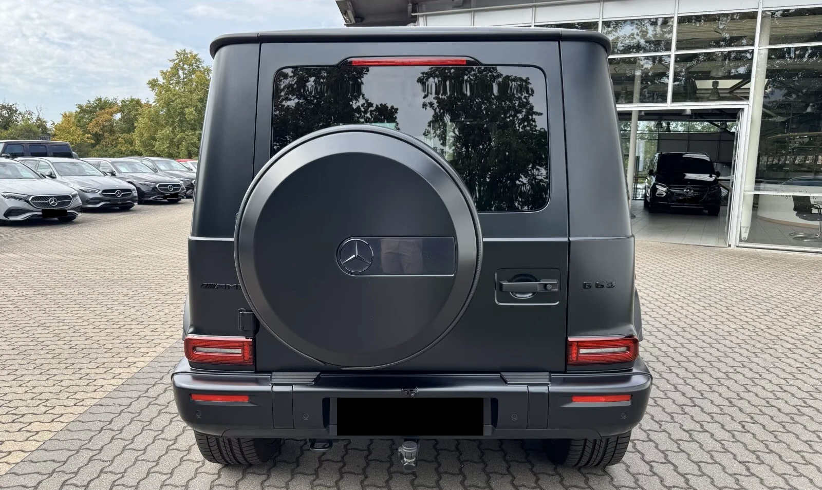Mercedes-Benz G 63 AMG FACE* KEYLESS* MAGNO* CARBON* DISTR* BURM* 360CAM*, снимка 3 - Автомобили и джипове - 55638743