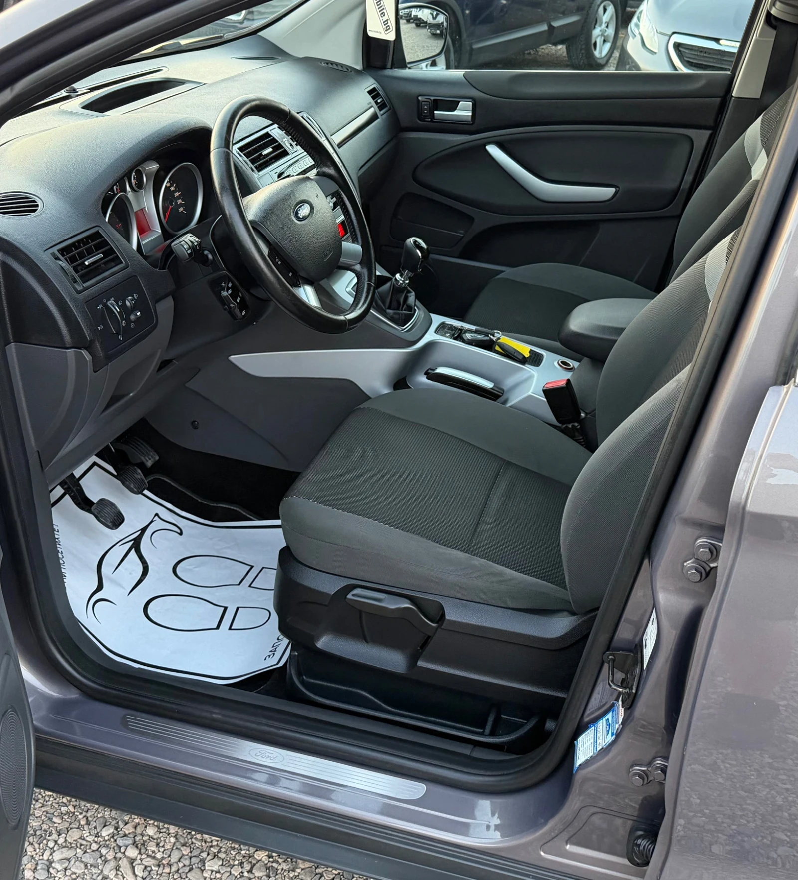 Ford Kuga 2.0TDCi * 163кс* 4х4 * , снимка 11 - Автомобили и джипове - 55658787
