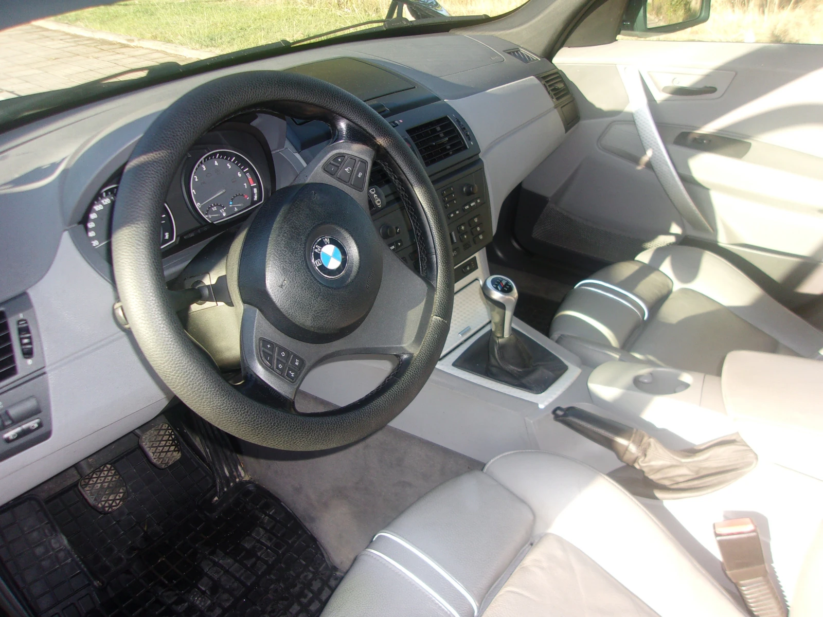 BMW X3 3.0i X-Drive, топ състояние, снимка 8 - Автомобили и джипове - 56171803
