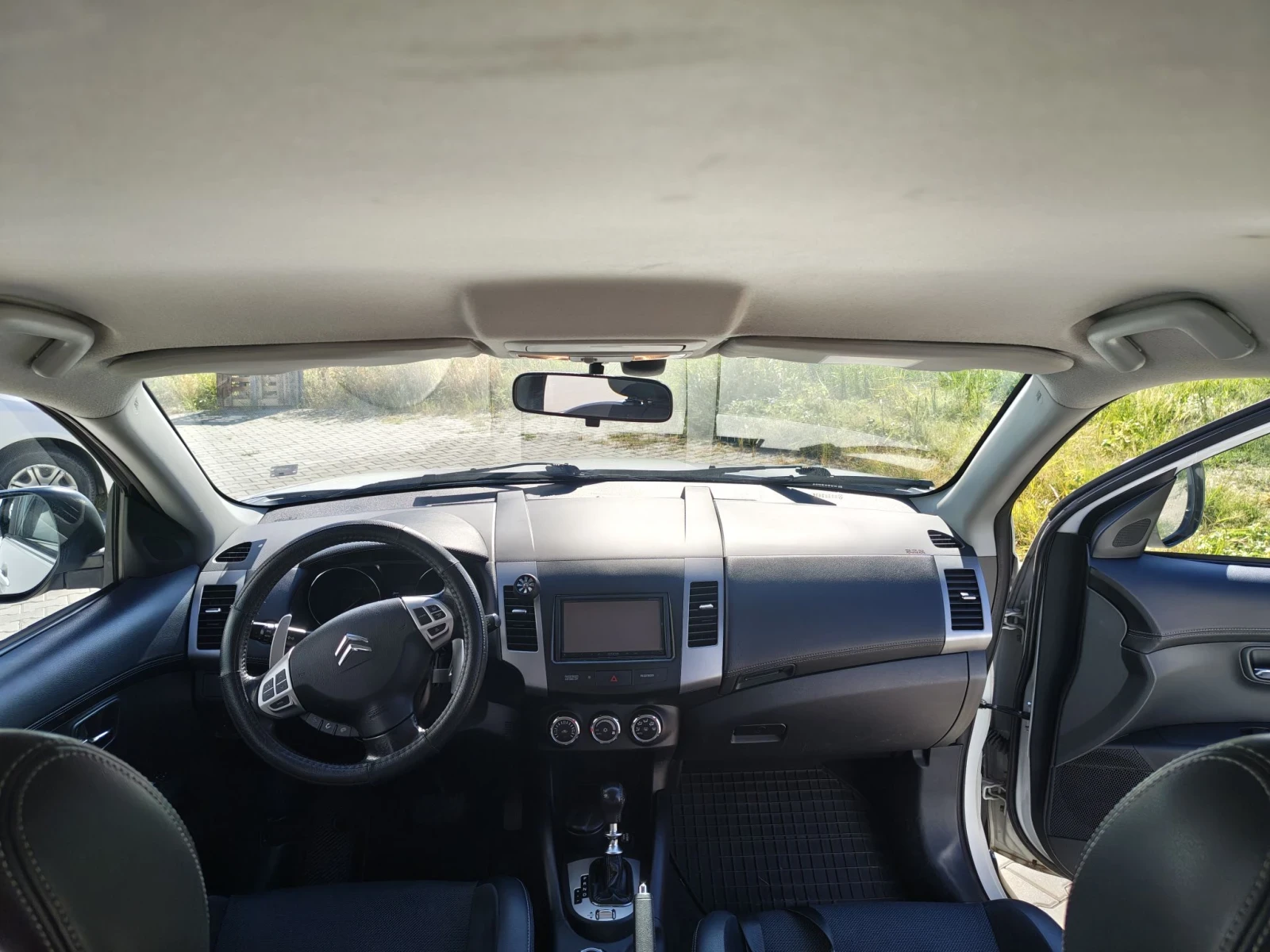 Citroen C-Crosser, снимка 8 - Автомобили и джипове - 56659058