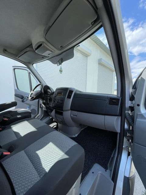 VW Crafter, снимка 11 - Бусове и автобуси - 55897415