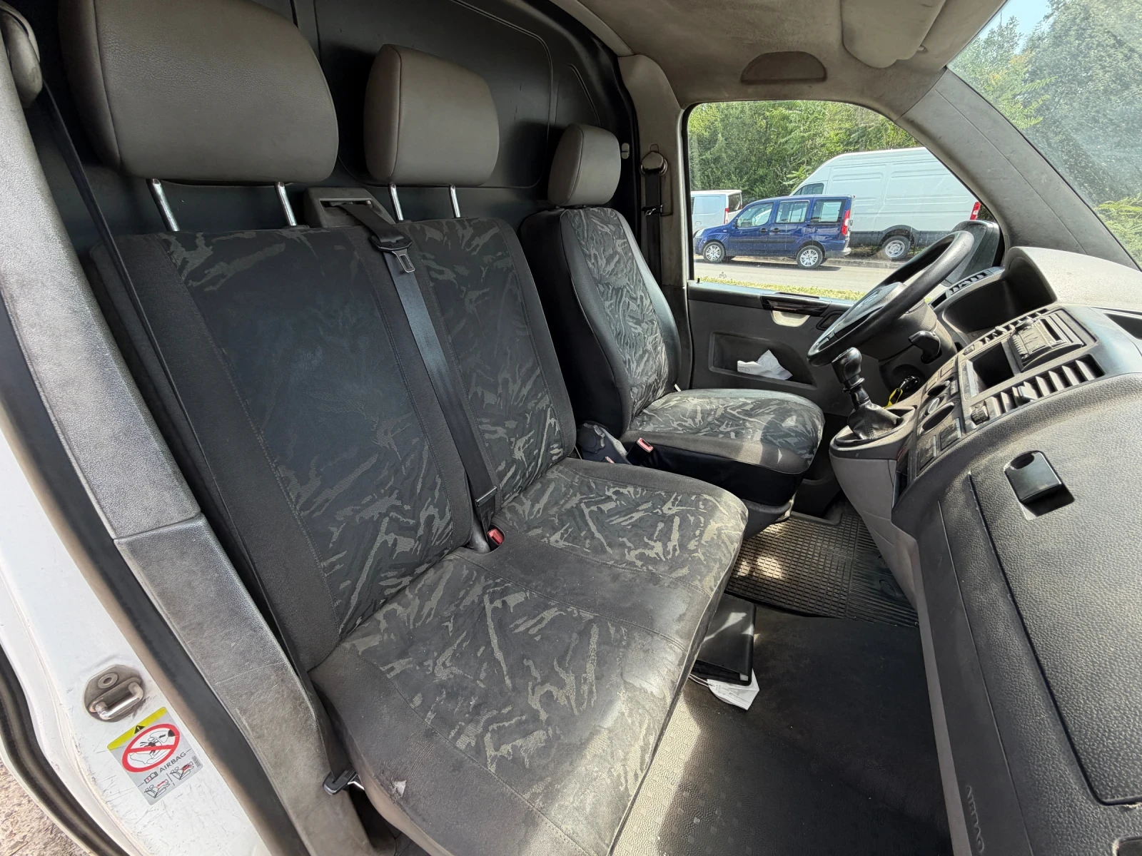 VW T5 2.0TDI, снимка 8 - Бусове и автобуси - 55401258