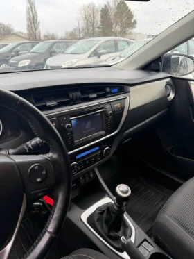 Toyota Auris 1.6 бензин ТОП! Очакван внос! , снимка 8