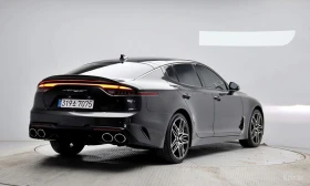 Kia Stinger 3.3* GT* ПОДГРЕВ* ОБДУХВАНЕ* ХЕДЪП* КАМЕРА* КЕЙЛЕС, снимка 2
