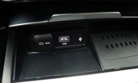 Kia Stinger 3.3* GT* ПОДГРЕВ* ОБДУХВАНЕ* ХЕДЪП* КАМЕРА* КЕЙЛЕС, снимка 15
