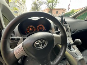 Toyota Auris 1.4 D4-D 90 к.с, снимка 7 - Автомобили и джипове - 45492406