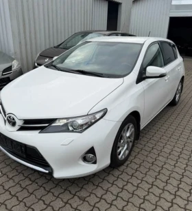 Toyota Auris 1.6 бензин ТОП! Очакван внос! 