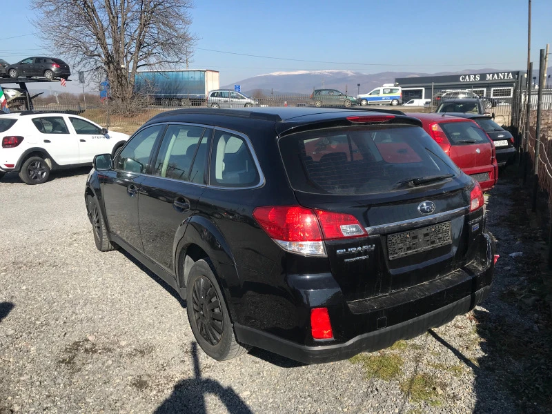 Subaru Outback 2.0D, снимка 3 - Автомобили и джипове - 47491956