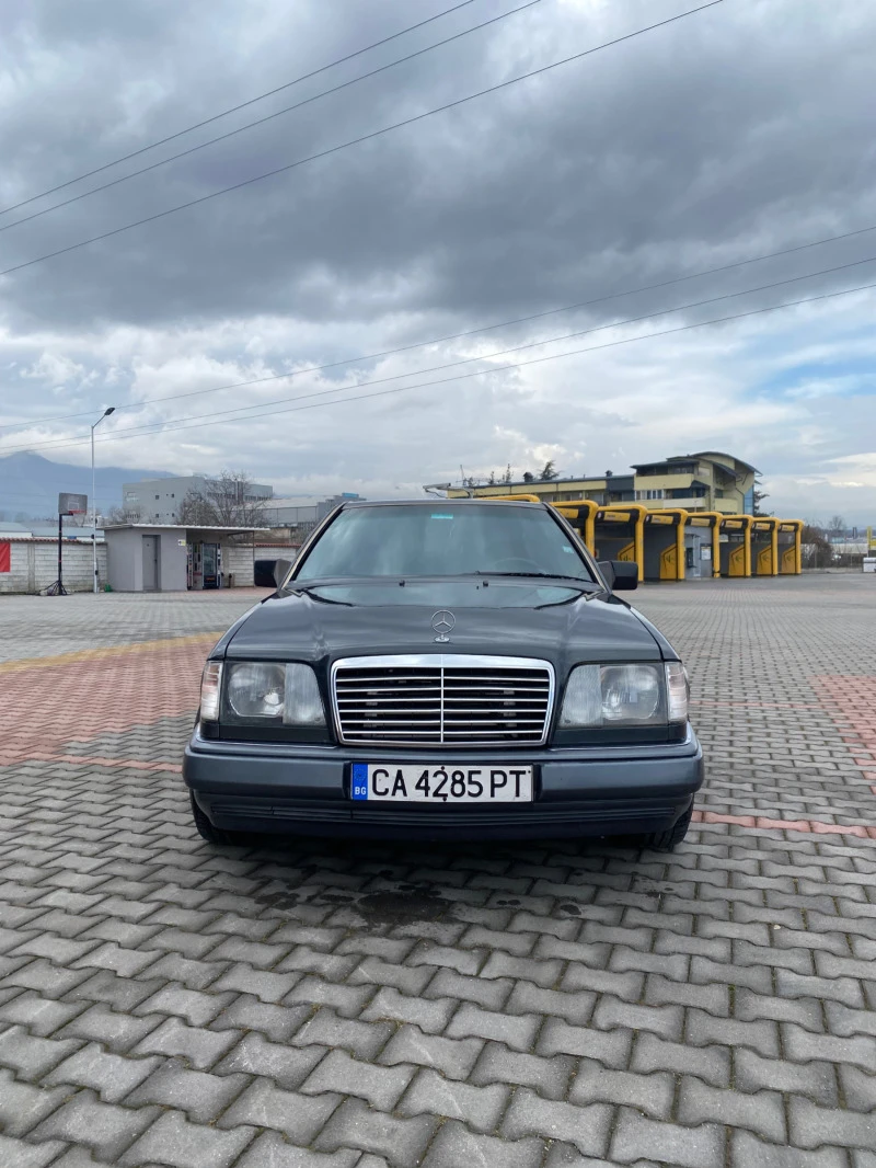 Mercedes-Benz 124 E200, снимка 5 - Автомобили и джипове - 44610732