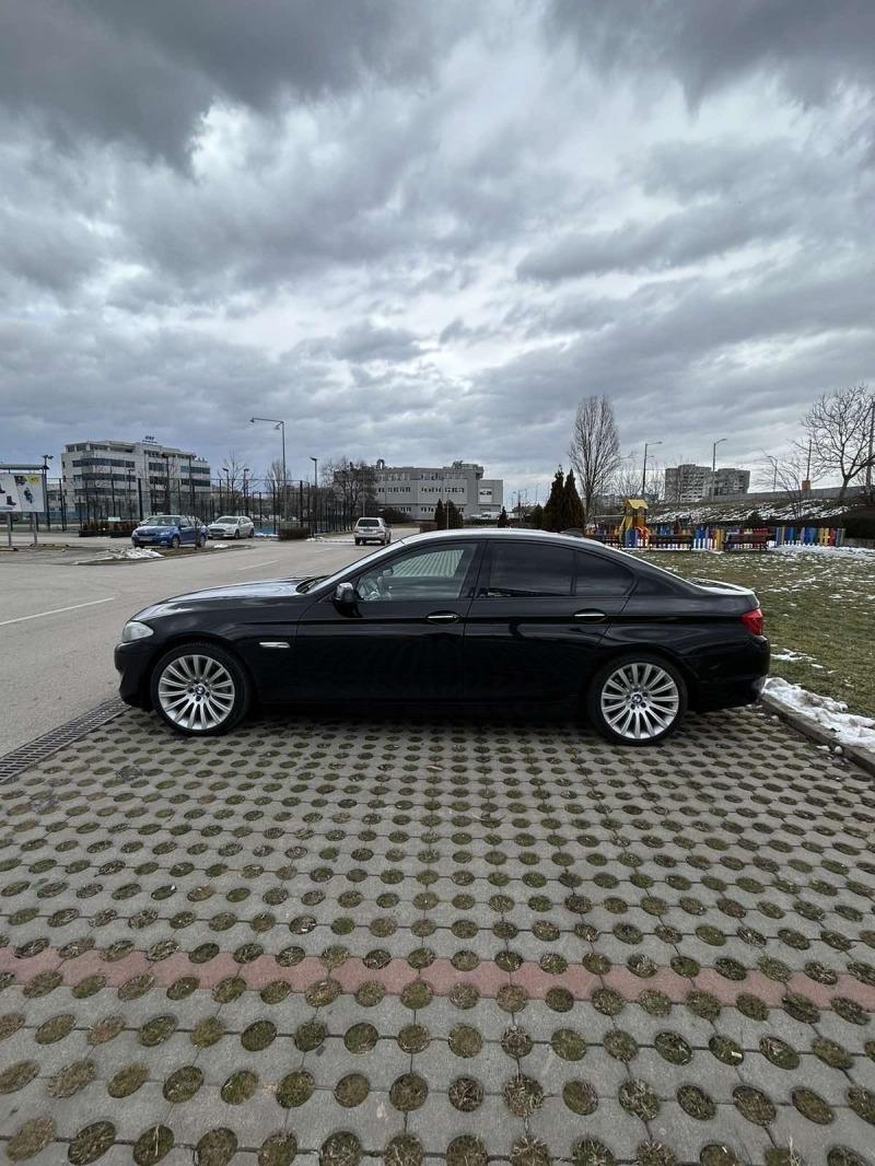BMW 530 X drive, снимка 3 - Автомобили и джипове - 45013076
