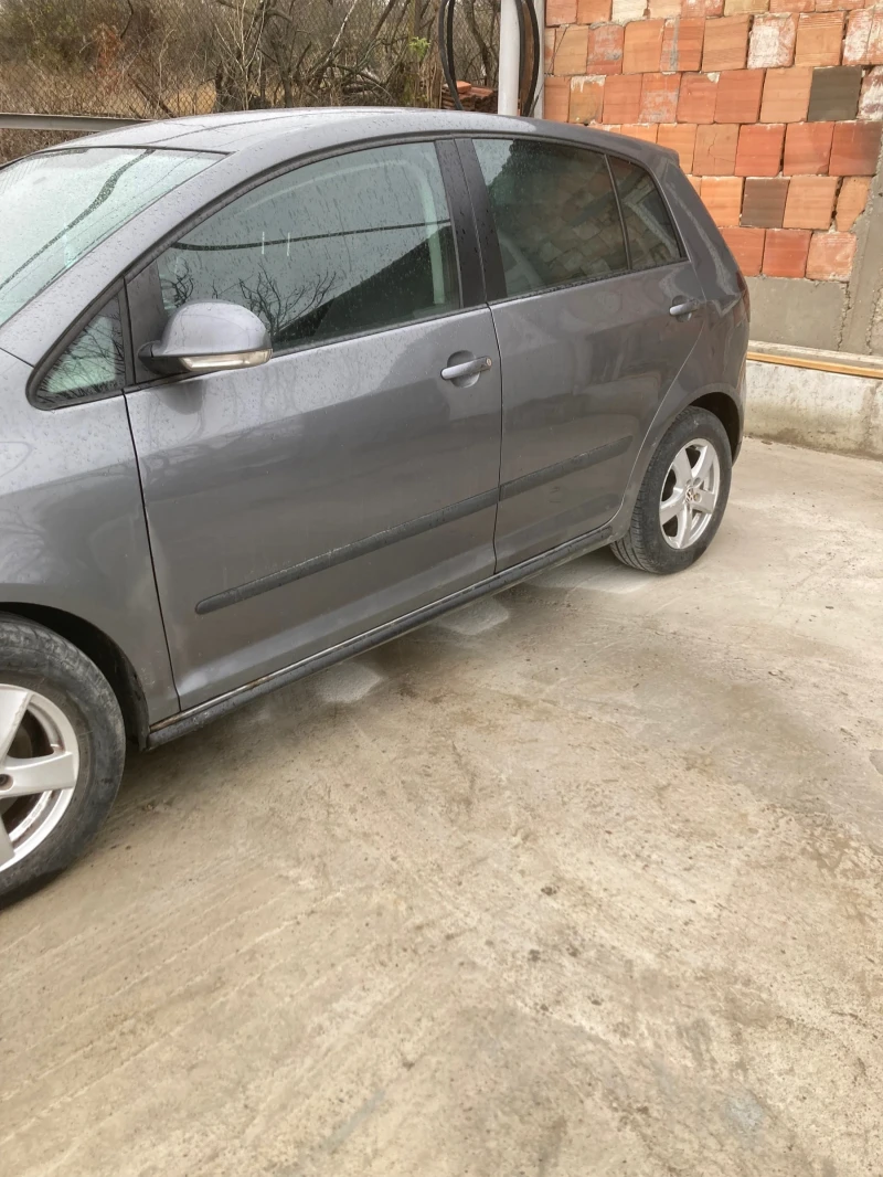 VW Golf Plus 1.9tdi, снимка 2 - Автомобили и джипове - 47957364