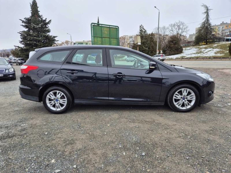 Ford Focus 1.6TDCI, снимка 6 - Автомобили и джипове - 48672932