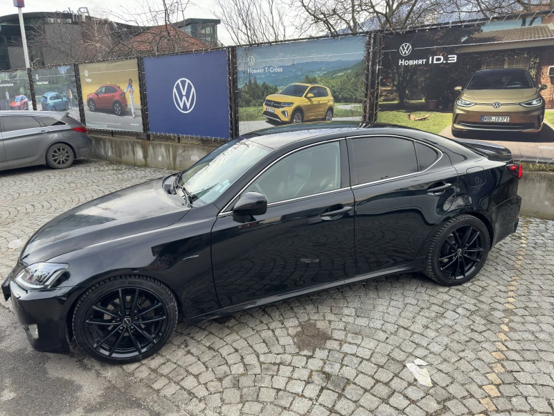 Lexus IS 250 Sport, снимка 1 - Автомобили и джипове - 49601117